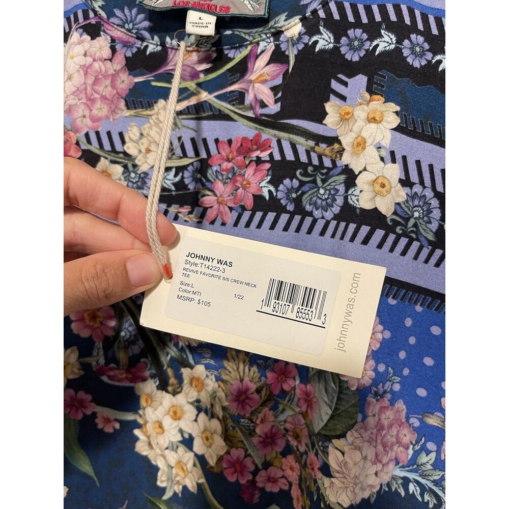 Johnny Was Revive Floral Tee size Large - Picture 6 of 12